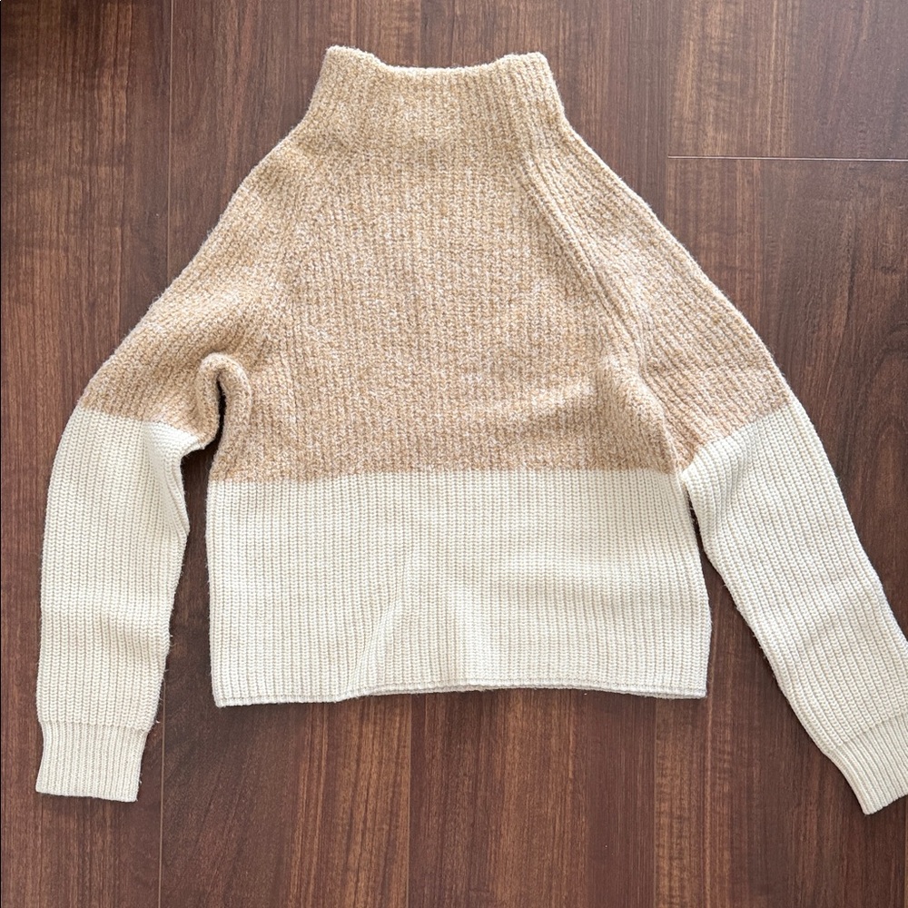 Cozy Colorblock Mock Neck Sweater - Cream & Tan